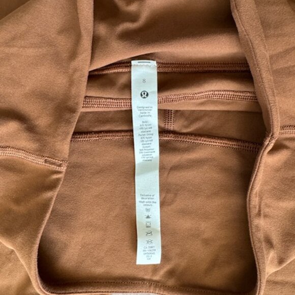 Lululemon Groove Super High Rise Flare Pant Size 8 - Picture 7 of 7